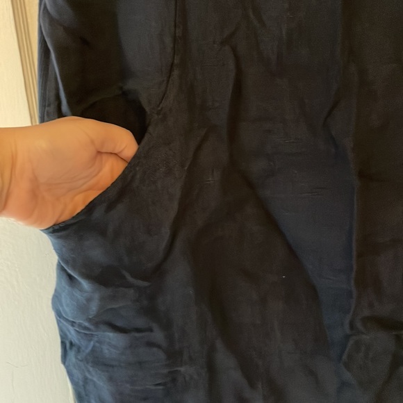 Navy linen sundress with neck detail - Picture 3 of 3